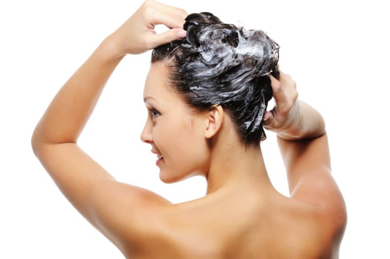 Le shampoing bio pour des cheveux soyeux