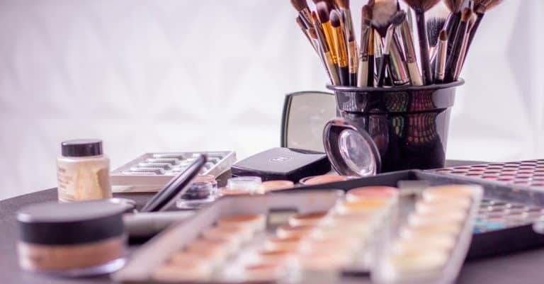 Comment créer ses propres cosmétiques lors d&rsquo;un atelier de confection ?
