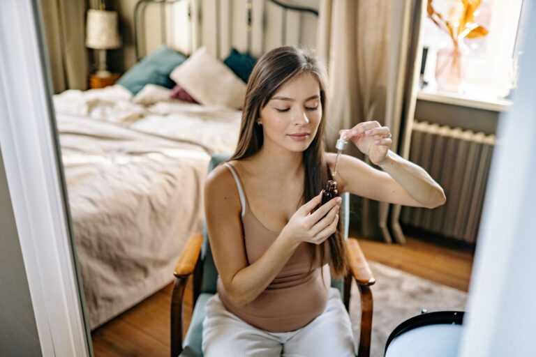 Comment prendre soin de ses cheveux naturellement à la maison ?