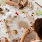 Comment créer un atelier de bricolage pour réutiliser des objets du quotidien ?