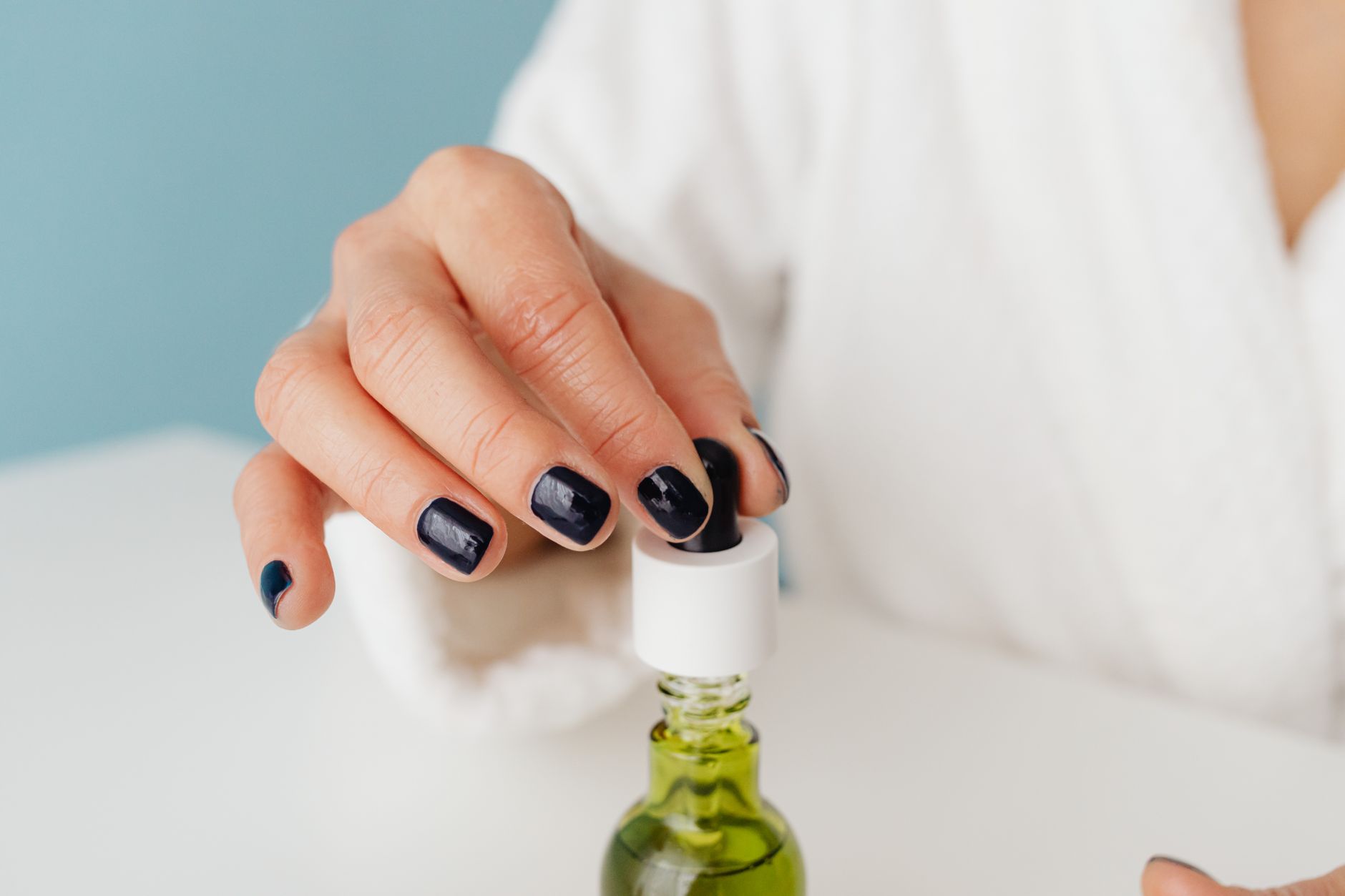 Comment prendre soin de ses ongles naturels de manière naturelle et bio ?