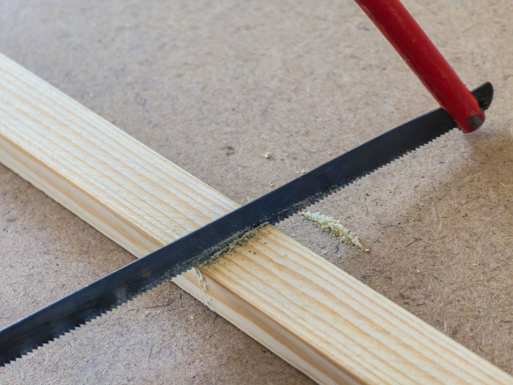 Comment réaliser des meubles en palettes recyclées lors d&rsquo;un atelier ?